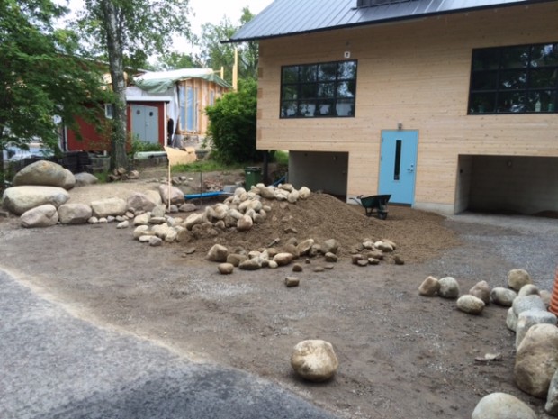 Blogg_ett hus blir till_del 29_ många stenar